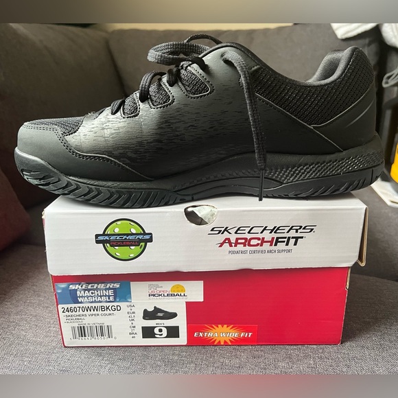 Men’s Skechers Viper Court Pickleball shoes (Size 9, Extra Wide) Black/Gold - Picture 2 of 4